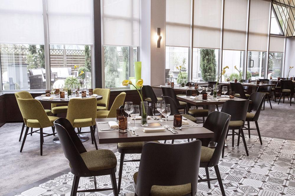 Renaissance Duesseldorf Hotel ภายนอก รูปภาพ