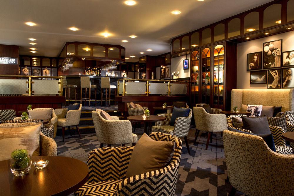 Renaissance Duesseldorf Hotel ภายนอก รูปภาพ