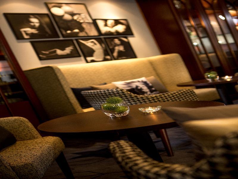Renaissance Duesseldorf Hotel ภายนอก รูปภาพ