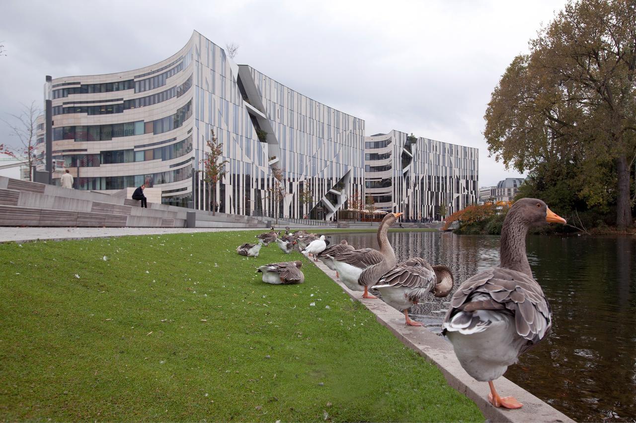 Renaissance Duesseldorf Hotel ภายนอก รูปภาพ